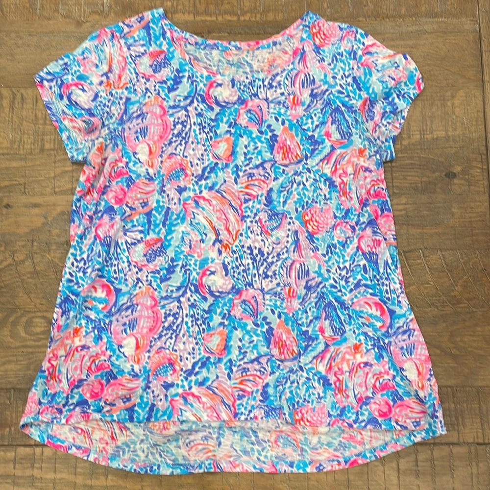 Lilly Pulitzer short sleeved top M